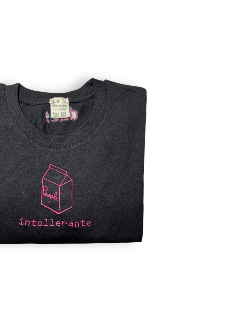 INTOLLERANTE
