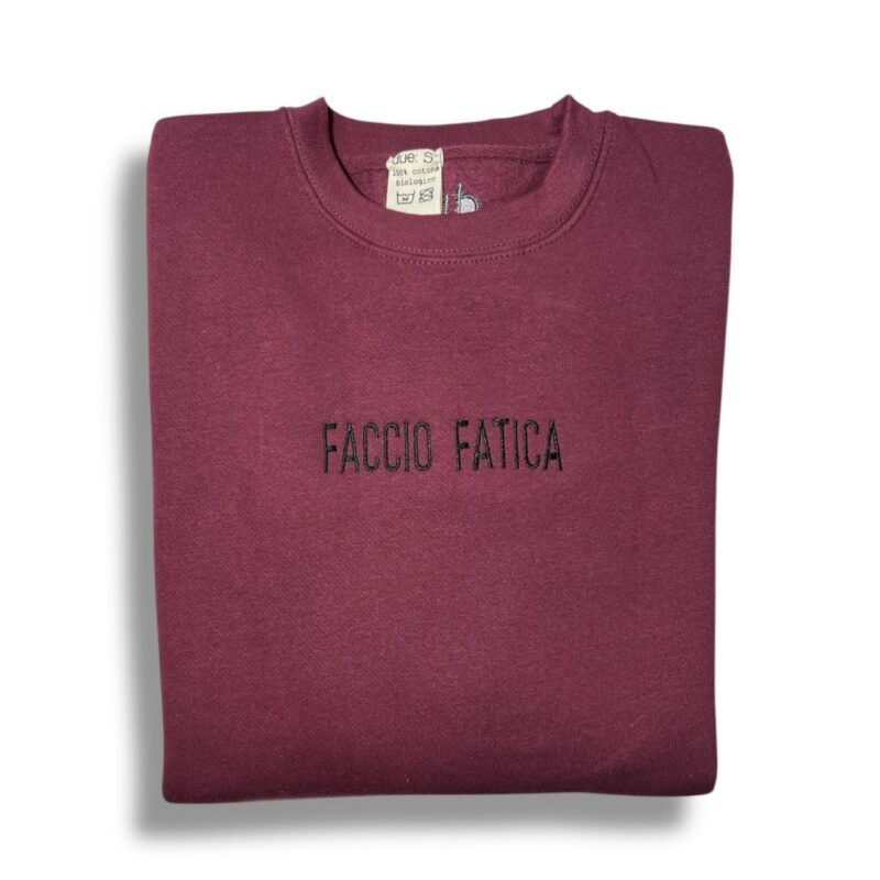FELPA GIROCOLLO 
SELEZIONA RICAMO E COLORE DEL FILO