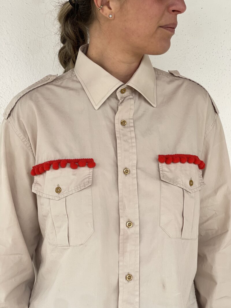 CAMICIA VINTAGE con ricamo ANCHE MENO