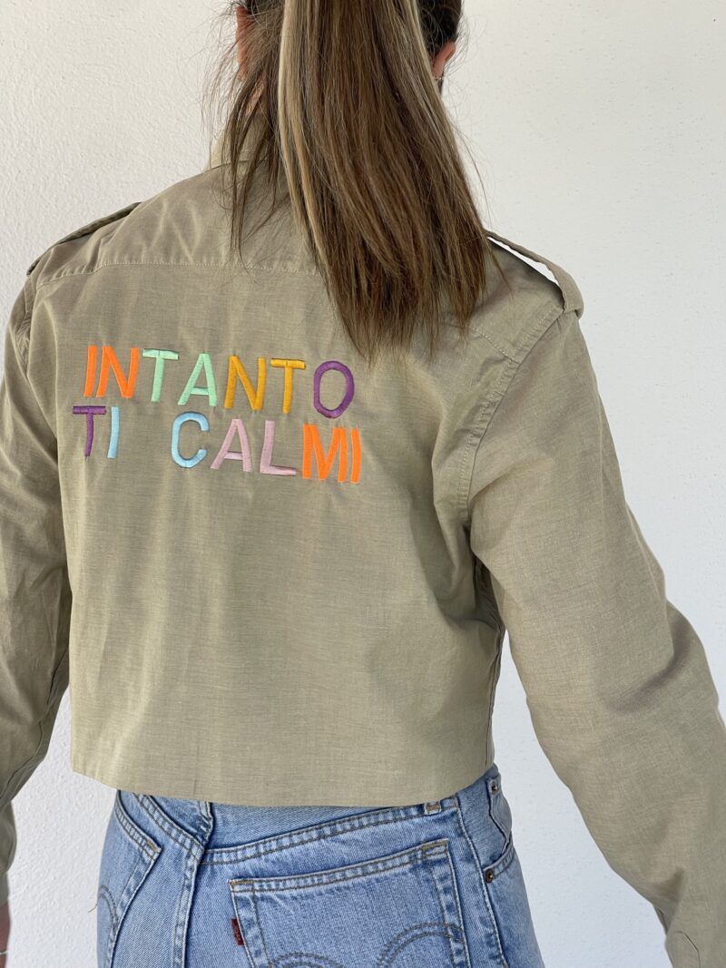 CAMICIA vintage ricamo INTANTO TI CALMI