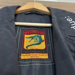 Trench vintage blu con riflessi verdi con ricamo OCCHIO NON VEDE/CUORE NON DUOLE