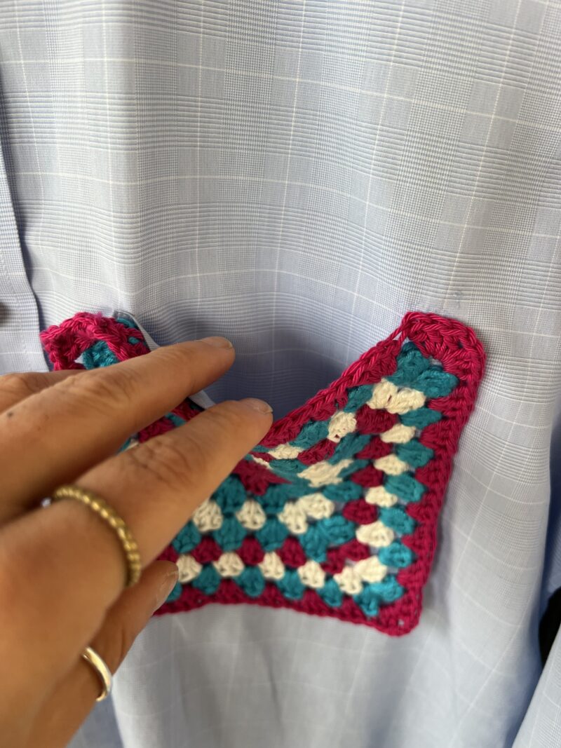 CAMICIA VINTAGE con ricamo NON VOGLIO SOLUZIONI, VOGLIO SOLO LAMENTARMI